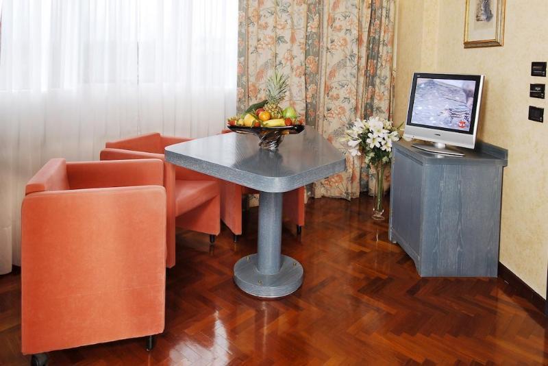 Park Hotel Ripaverde Borgo San Lorenzo Εξωτερικό φωτογραφία